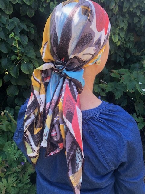 'Jardin de Suzanne' Fundraising Limited Edition Silk Scarf - Image 2